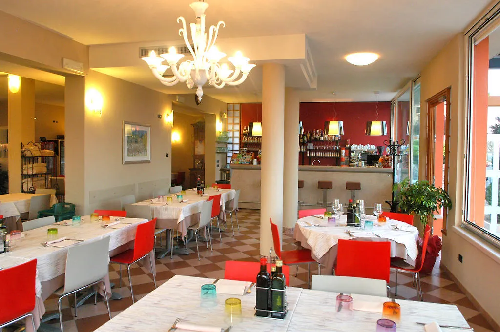 Affittacamere Sale E Pepe Cavaion Veronese Guest house