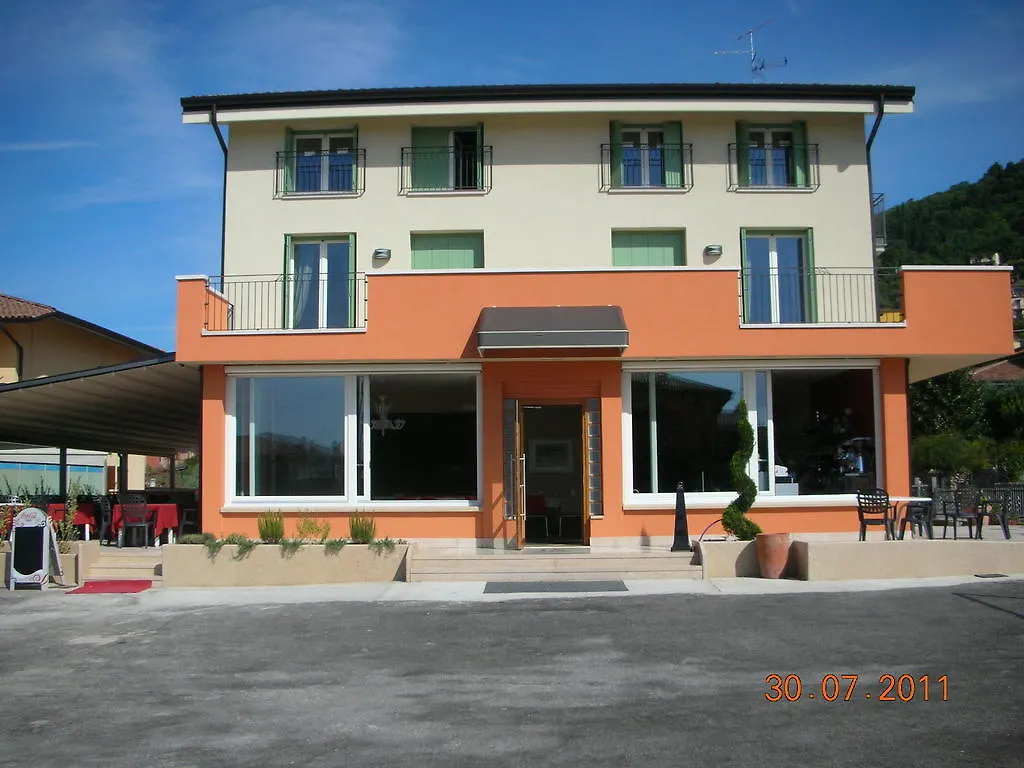 Affittacamere Sale E Pepe Cavaion Veronese
